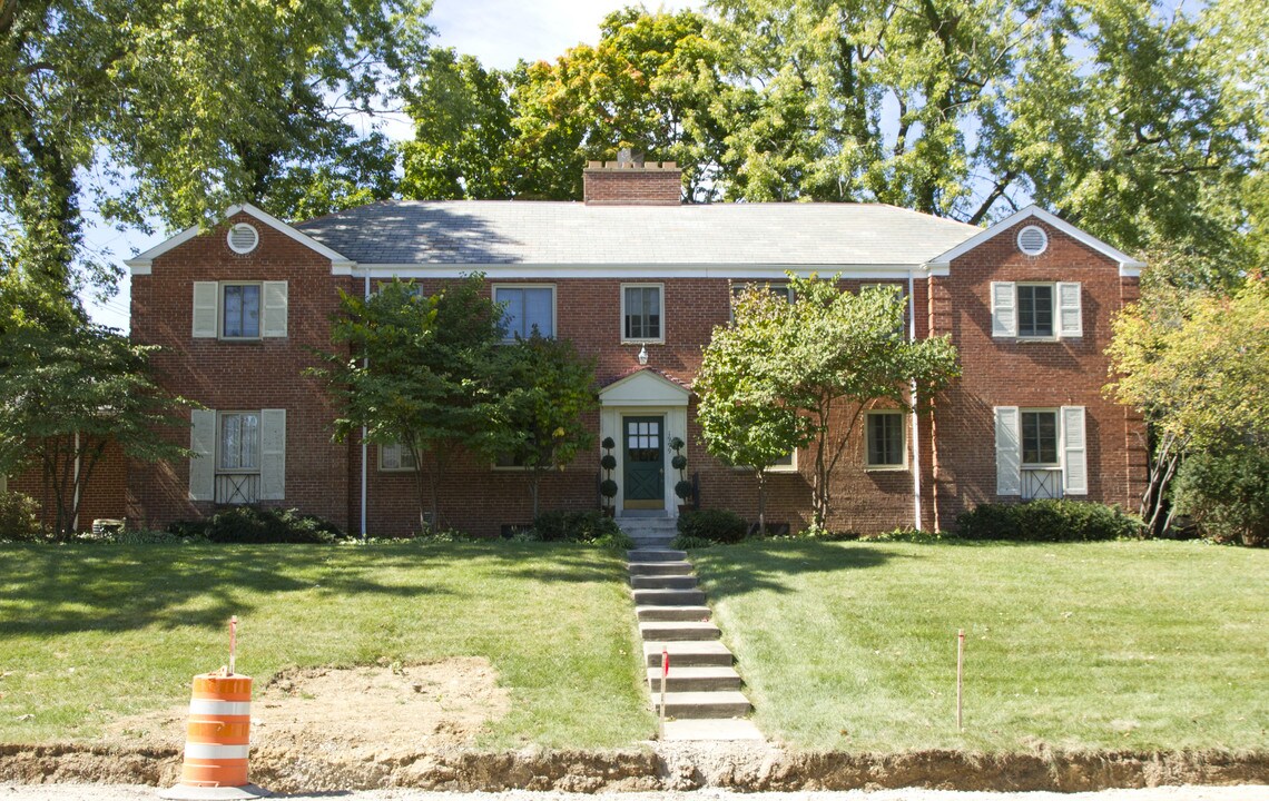 1999 Elmwood Ave in Columbus, OH - Foto de edificio