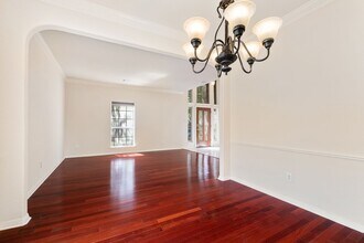 12616 Pony Ln in Austin, TX - Foto de edificio - Building Photo