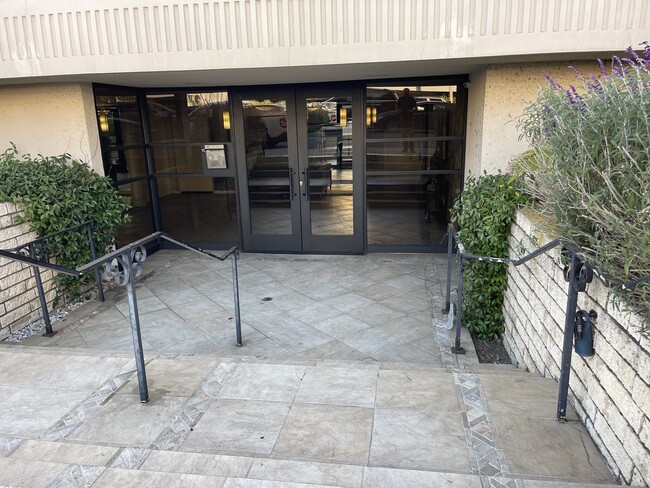 property at 2175 S Beverly Glen Blvd
