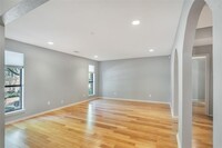 8802 Vista Oaks Cir in Dallas, TX - Building Photo - Building Photo