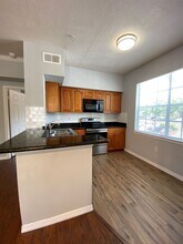 2586 Robert Trent Jones Dr in Orlando, FL - Building Photo - Building Photo