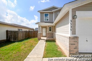 3535 honey in San Antonio, TX - Building Photo - Building Photo