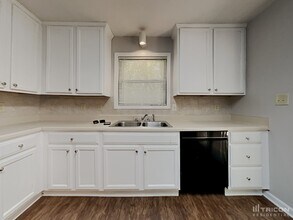 817 Tramore Ct in Powder Springs, GA - Building Photo - Building Photo