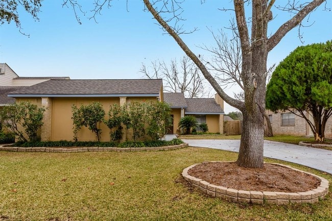 2703 Ferry Landing in Sugar Land, TX - Building Photo - Building Photo