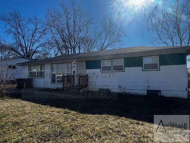 property at 4925 E 41 St