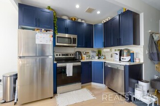 643 Knickerbocker Ave in Brooklyn, NY - Building Photo - Building Photo