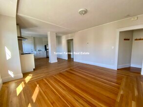 10 Eliot St, Unit 2 in Medford, MA - Building Photo - Building Photo