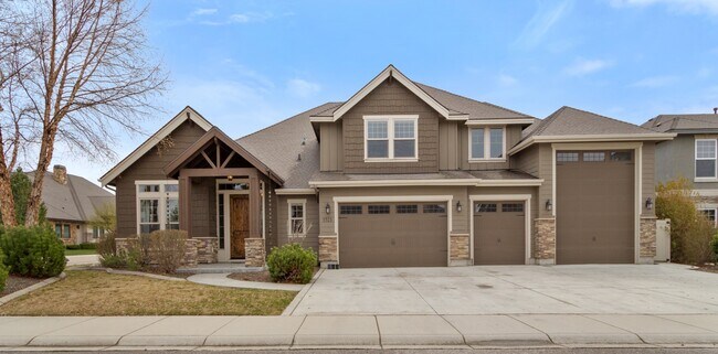 property at 3923 E Brentor St