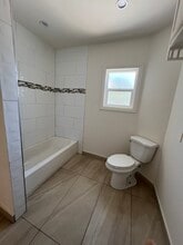 11104 Oxnard St, Unit 11104 Oxnard street in North Hollywood, CA - Building Photo - Building Photo