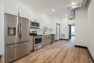 2325 N 33rd St in Philadelphia, PA - Building Photo - Interior Photo