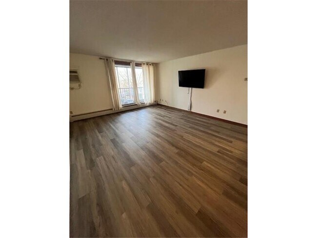property at 4625 Minnetonka Blvd