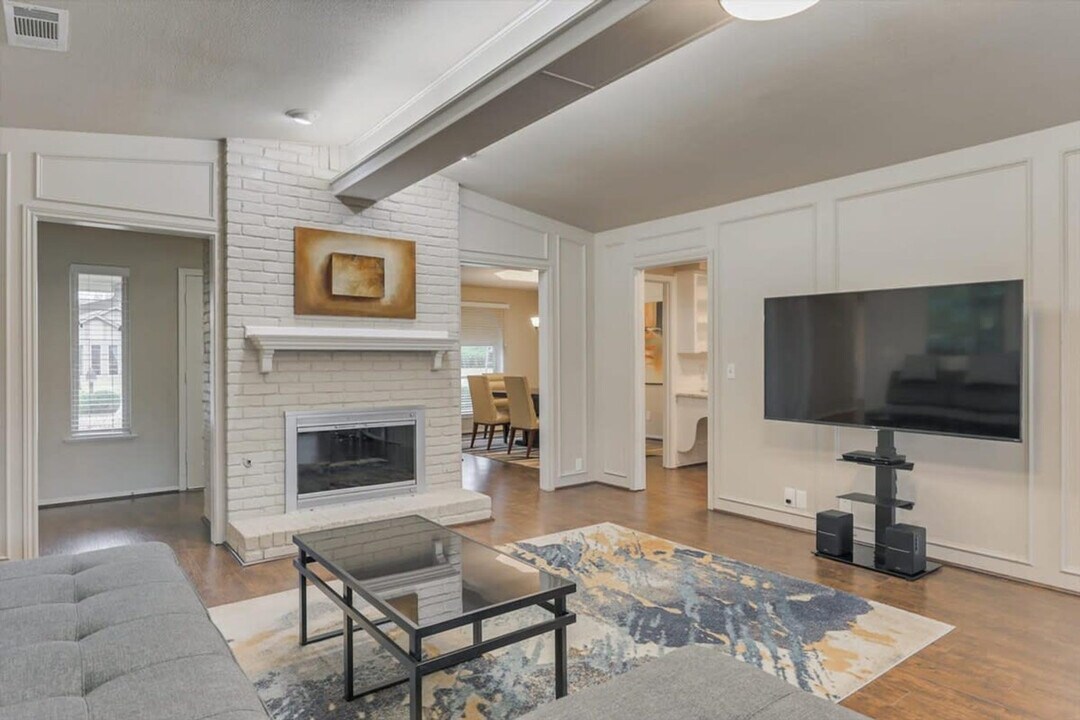 2116 Newcastle Cir in Plano, TX - Building Photo