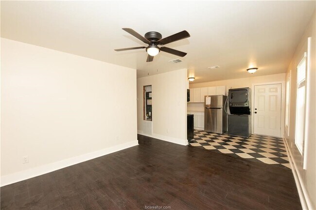 535 Husk Ln in Somerville, TX - Building Photo - Building Photo