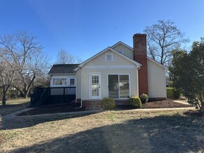 8501 Fairview Rd in Mint Hill, NC - Building Photo - Building Photo