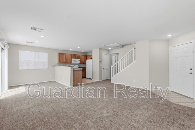 8208 New Leaf Ave in Las Vegas, NV - Building Photo - Building Photo