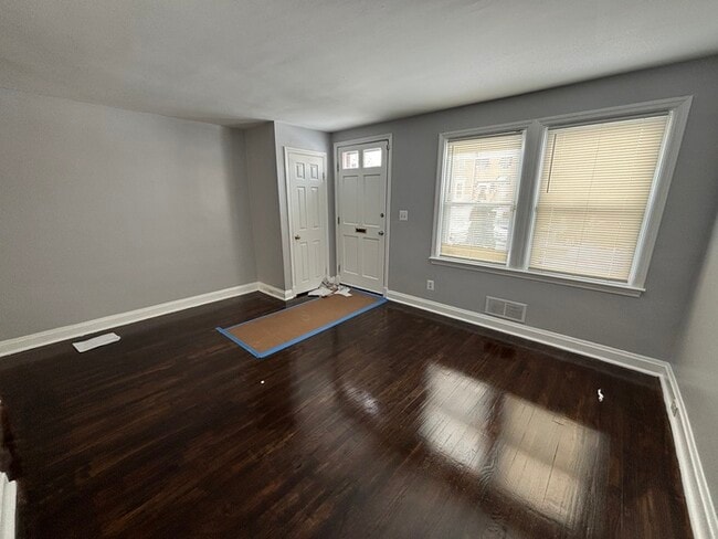 3999 Lyndale Ave in Baltimore, MD - Building Photo - Building Photo