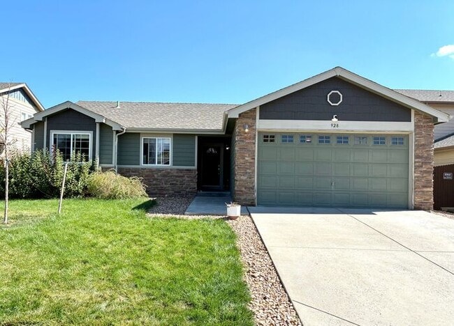 property at 928 Centaurus Pl