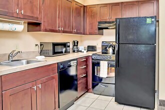 7601-7601 Canada Ave in Orlando, FL - Foto de edificio - Building Photo