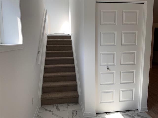 9 Rue de Saint-Pétersbourg in Gatineau, QC - Building Photo - Building Photo