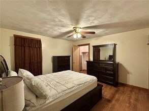 44 Beatrice Ave in Warwick, RI - Building Photo - Building Photo