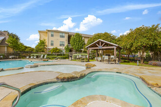 The Ranch at State Highway 123 in Seguin, TX - Foto de edificio - Building Photo