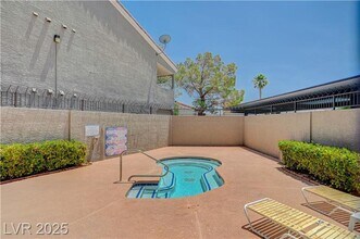 700 Capri Dr in Boulder City, NV - Building Photo - Building Photo