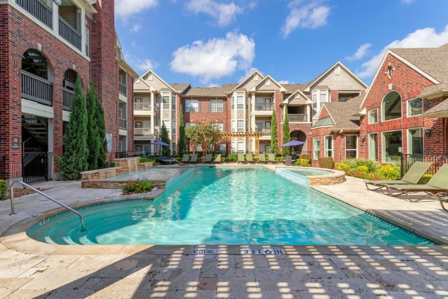 Terra at Piney Point Apartments in Houston, TX - Foto de edificio