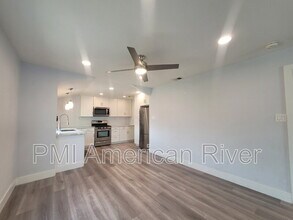 5400 Del Norte Blvd in Sacramento, CA - Building Photo - Building Photo