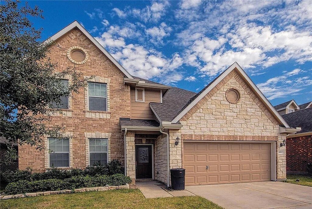 8911 Willow Wind Ln in Houston, TX - Building Photo