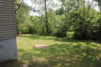 13 Westside Dr in Exeter, NH - Building Photo - Building Photo