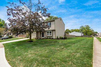 8407 Covered Wagon Ct in Powell, OH - Building Photo - Building Photo