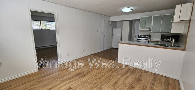 property at 1480 Leaside Ave