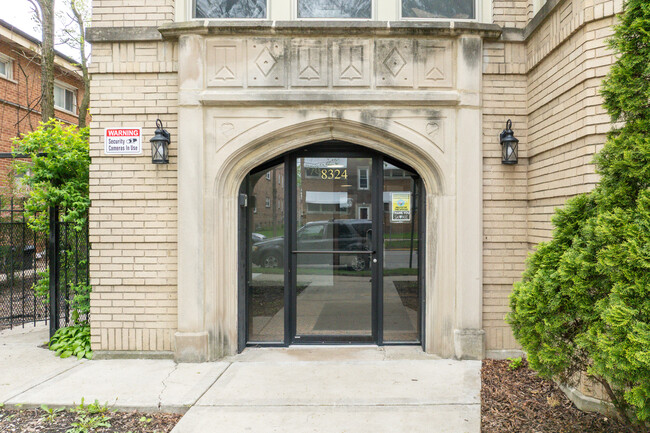 4739 Washington in Skokie, IL - Building Photo - Building Photo