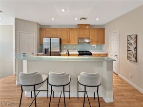 1350 Crystal Hill Ln in Henderson, NV - Building Photo - Building Photo