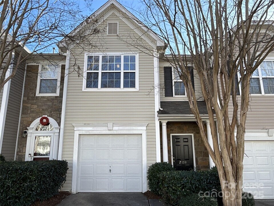 2133 Midnight Blue Ln in Fort Mill, SC - Building Photo