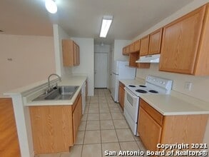 9016 Maverick Draw in San Antonio, TX - Building Photo - Building Photo