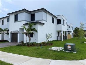 13624 SW 158th Ave in Miami, FL - Building Photo - Building Photo