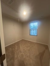 217 Juglans Way in Greer, SC - Building Photo - Building Photo