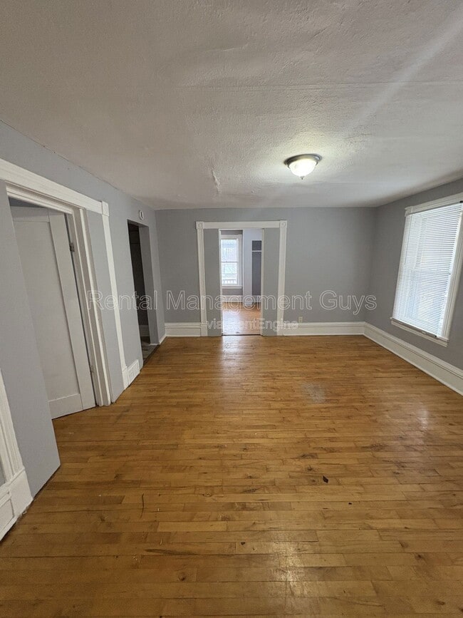 property at 4209 N Bryant Ave