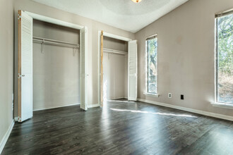 Baycliff Apartments in Horseshoe Bay, TX - Building Photo - Interior Photo