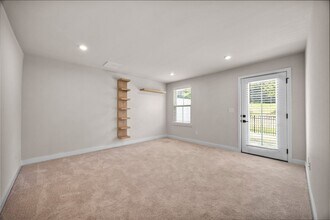 618 Crudent Rd in Tega Cay, SC - Building Photo - Building Photo