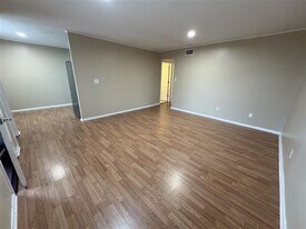 3830 Country Club Rd in Winston-Salem, NC - Building Photo