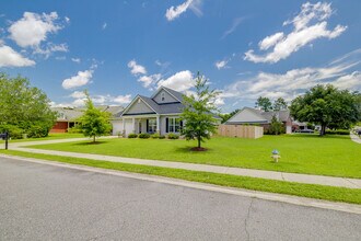 106 Cobbleton Dr in Rincon, GA - Foto de edificio - Building Photo