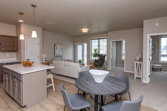 Whispering Creek Apartments in Fargo, ND - Building Photo - Interior Photo