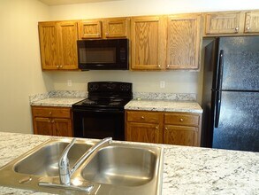 228 Lakeside Xing in Mount Joy, PA - Foto de edificio - Building Photo