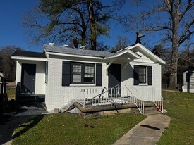 519 E 5th Ave in Petal, MS - Building Photo
