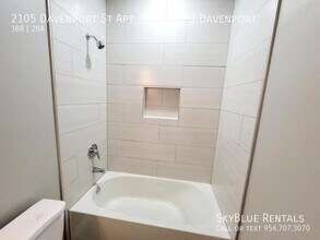 2105 Davenport St in Weslaco, TX - Building Photo - Building Photo