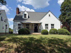 2081 Queen St in Winston-Salem, NC - Building Photo