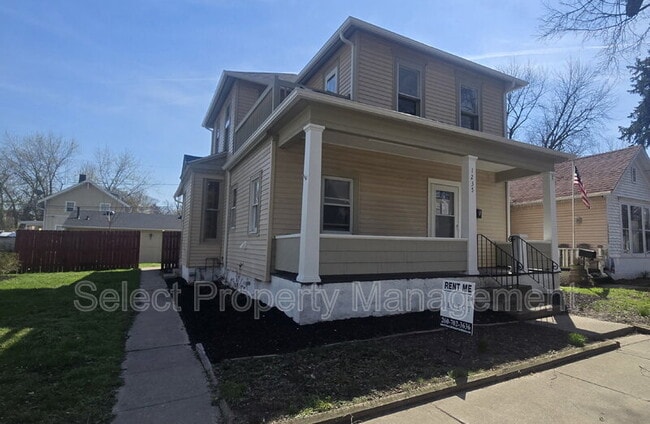 property at 1235 Huestis Ave