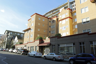 Casa Pacifica Apartments in Seattle, WA - Building Photo - Building Photo